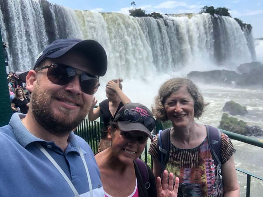 Argentinian Falls Tour + Optional Boat Ride (Private) - What your guide actually does for you