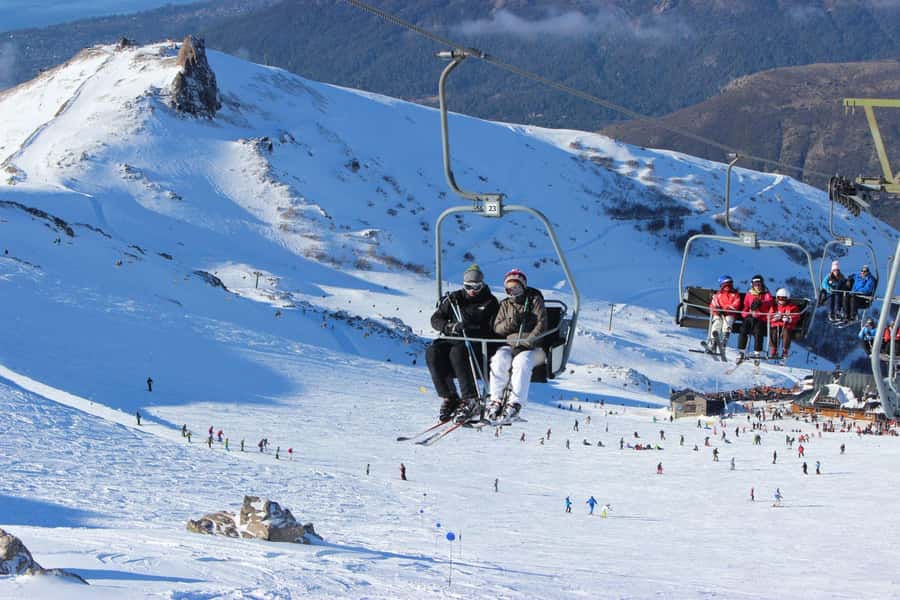 Bariloche: Cerro Catedral guided tour - Getting to the mountain: pickup near downtown to km8