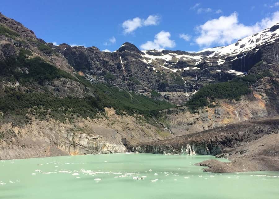 Bariloche: Cerro Tronador and Ventisquero Negro Glacier Tour - The drive from Bariloche: Route 40 South and early scenic wins