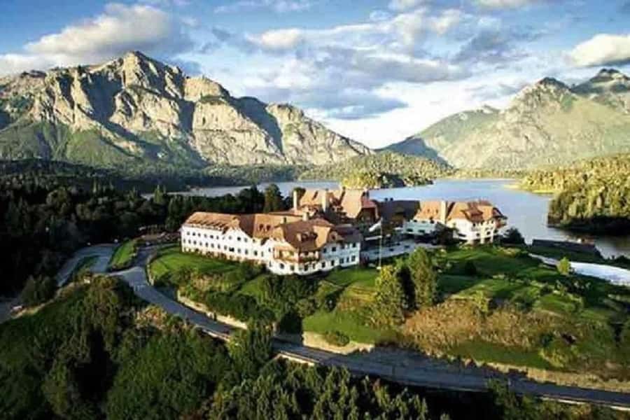 Bariloche "Small Circuit" with Chairlift Campanario Hill - FAQ