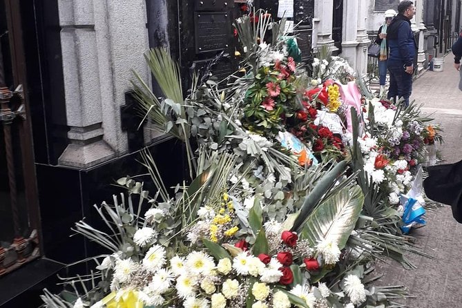 Best of Buenos Aires Private Walking Tour - Torre Monumental and the Malvinas/Falklands memorial: British influence, in one glance