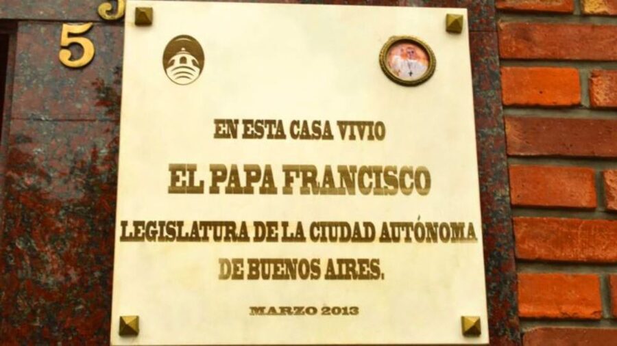 Buenos Aires 3-Hour Small Group Pope Francis Tour - Tips for Comfortable Shoes, Better Photos, and Smooth Stops