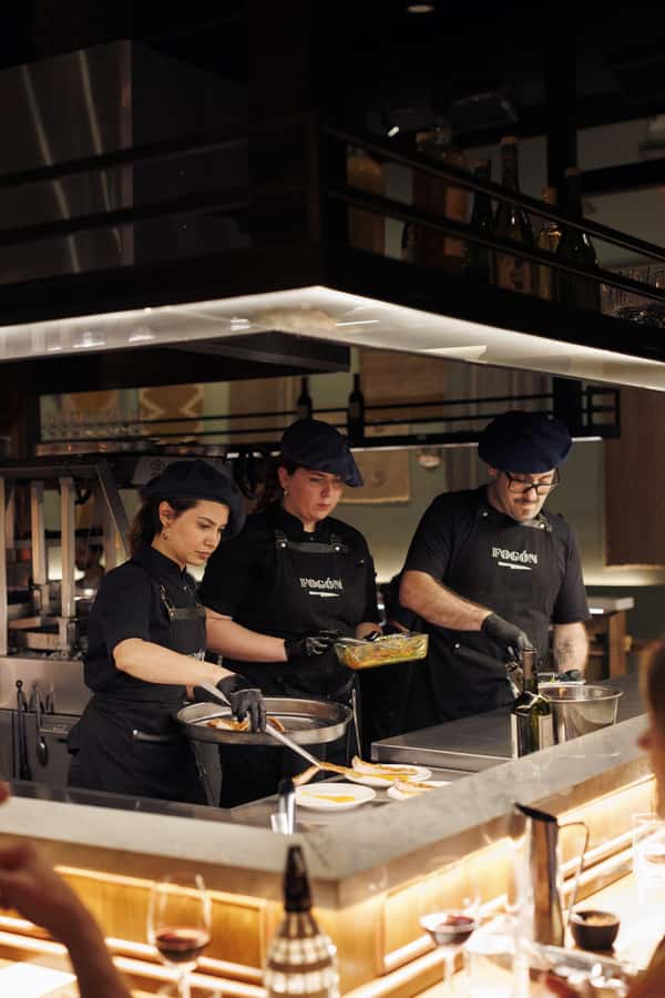 Buenos Aires: 9-Course Argentine Meat Tasting at Fogón Asado - The meat-cut lesson: what you learn from the asador at the grill