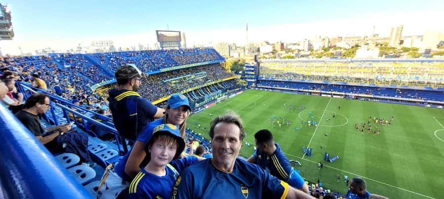 Buenos Aires: Boca Juniors Game with Transport & Local Guide - Pre-match with a local fan: the culture lesson you can actually feel