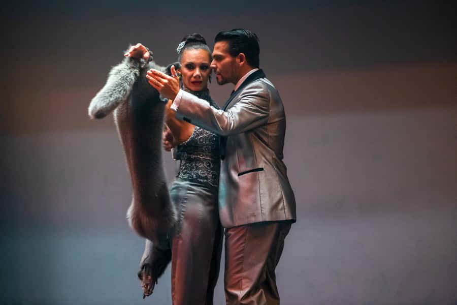 Buenos Aires: Café de Los Angelitos Tango Show & Dinner - The best part of the venue: comfort that fits tango