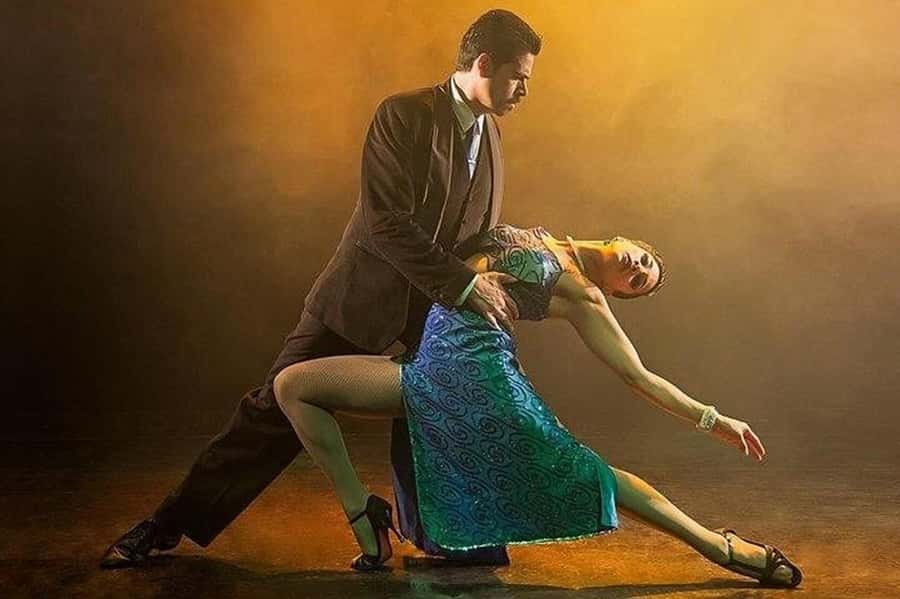 Buenos Aires: Cafe Los Angelitos Tango Show, Optional Dinner - Wine and drinks included: a smart way to keep the evening easy