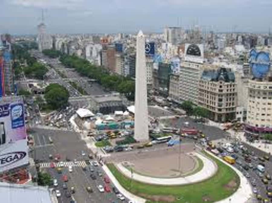 Buenos Aires City Tour with Luxury Lunch - Buenos Aires in 5 Hours, a photo-first city route