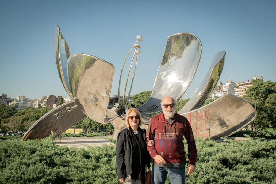 Buenos Aires: Classic Private City Tour - La Boca and San Telmo, street life with a plan