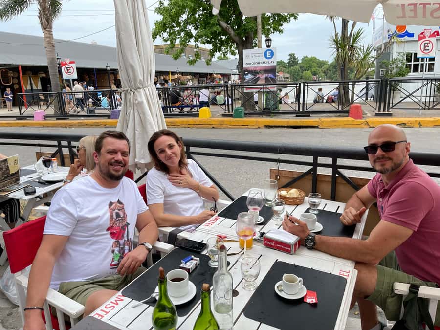 Buenos Aires: Customizable City Tour in Polish - The core city tour: classics, context, and real questions