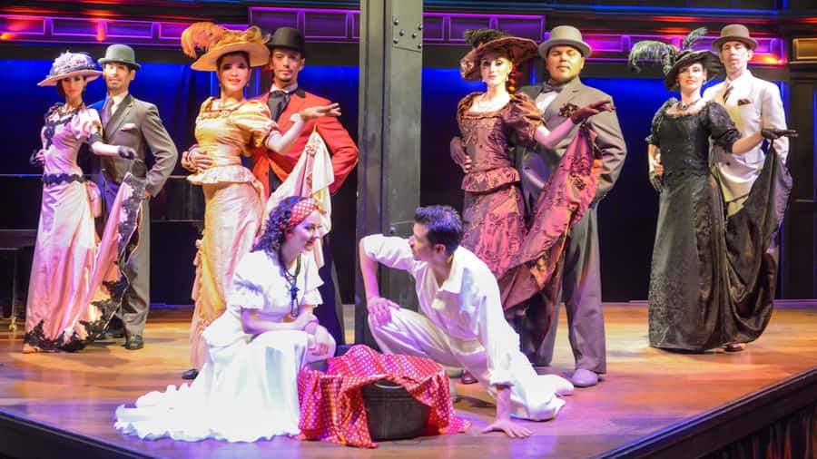 Buenos Aires: El Querandí Tango Show with Optional Dinner - How the show tells tango history with dance
