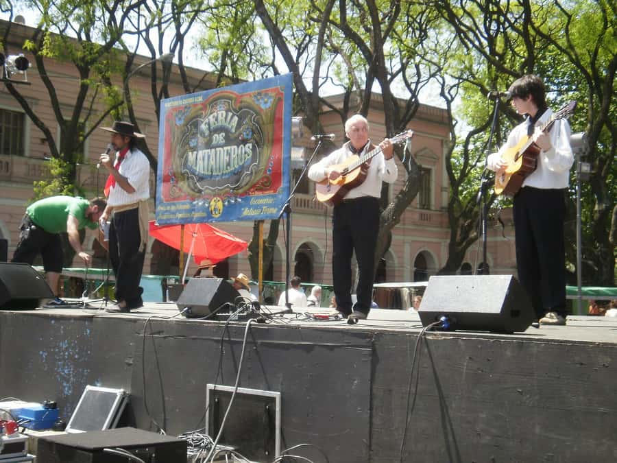 Buenos Aires Fairs: San Telmo & Mataderos Cultural Tour - Price and Value: Is $127 Worth It?