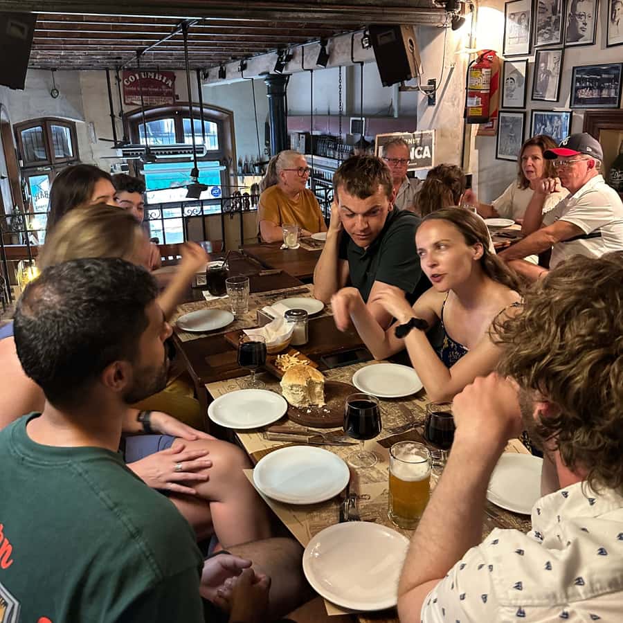 Buenos Aires Gastronomic Immersion Tour - San Telmo Market Empanadas: How to Eat One of Argentina’s Favorite Foods