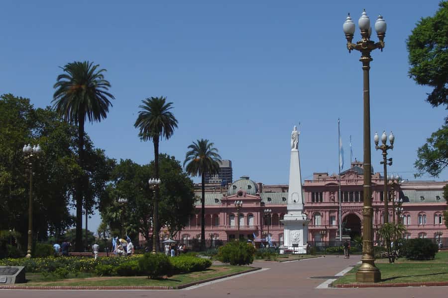 Buenos Aires: Historic District Private Guided Walking Tour - Meet outside Café Tortoni, then get your bearings fast