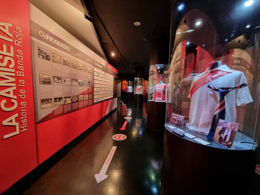 Buenos Aires: Hop-On Hop-Off Bus and Football Museums - Key Points to Know Before You Ride