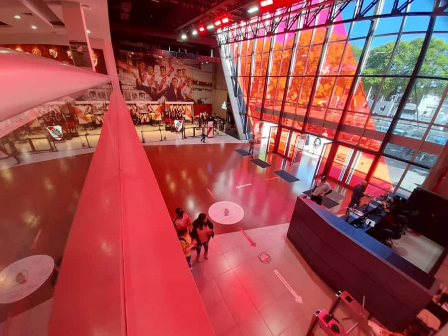 Buenos Aires: Hop-On Hop-Off Bus and Football Museums - How the Hop-On Hop-Off Loop Lets You See More in 48 Hours