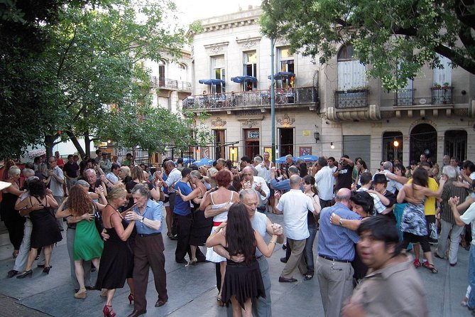 Buenos Aires in One Day Private Walking Tour - Morning Meeting at Florida Garden, How to Find Your Group, and the Pace