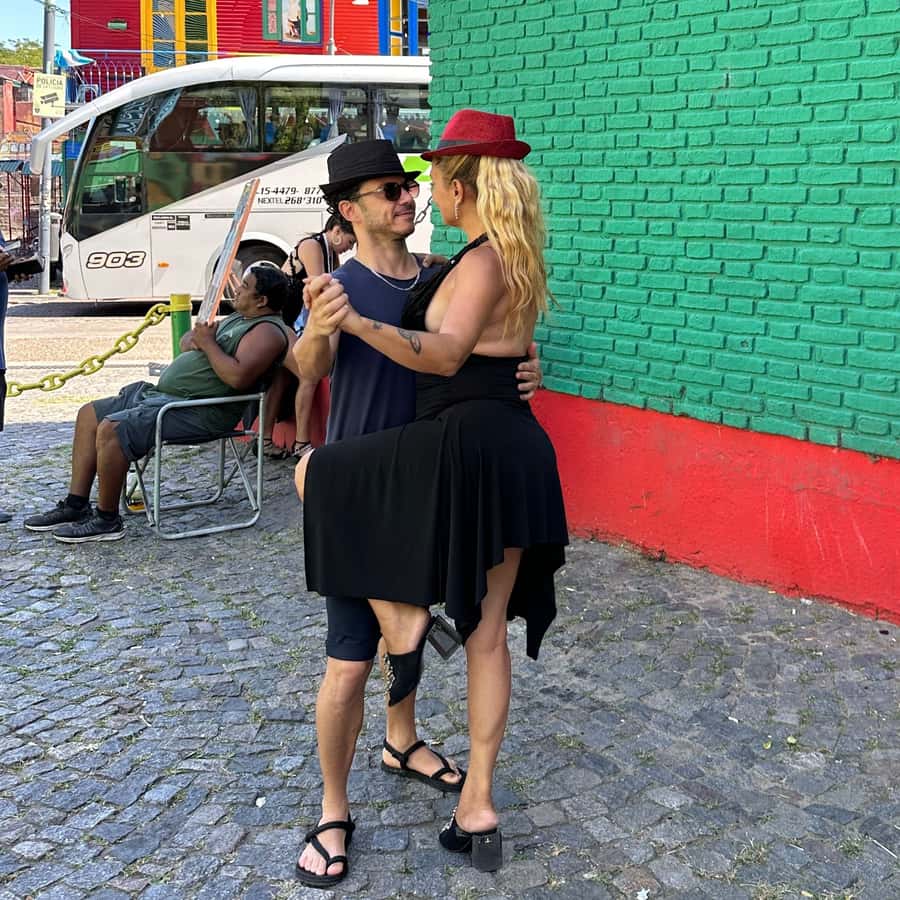 Buenos Aires: La Boca Art and History Walking Tour - Stepping into La Boca: colorful streets, working-class roots