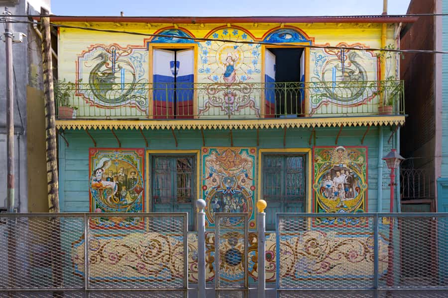 Buenos Aires: La Boca Guided Walking Tour in English - Puente Transbordador: port views that explain La Boca’s mindset