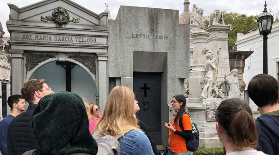 Buenos Aires: La Recoleta Cemetery Guided Tour in English - Key things I’d zero in on