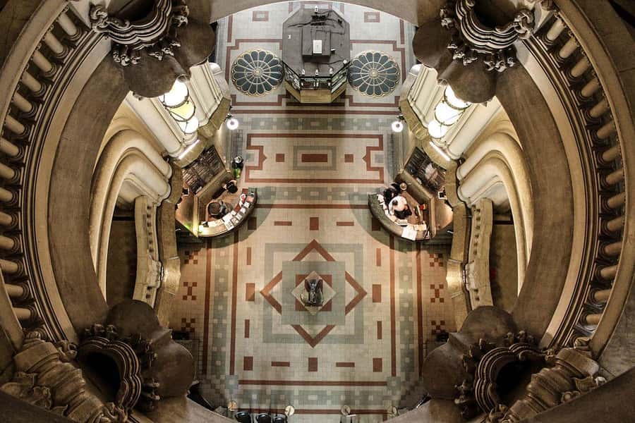 Buenos Aires: Palacio Barolo Guided Night Tour with Wine - What You See Inside Palacio Barolo After Dark