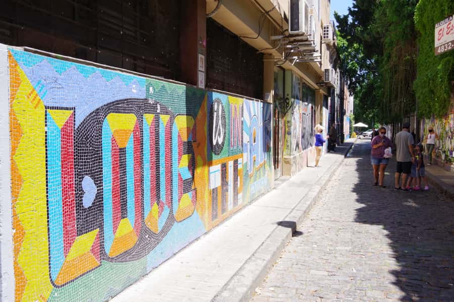 Buenos Aires: Palermo Soho Guided Walking Tour - Price and value: what $17 gets you in Palermo Soho