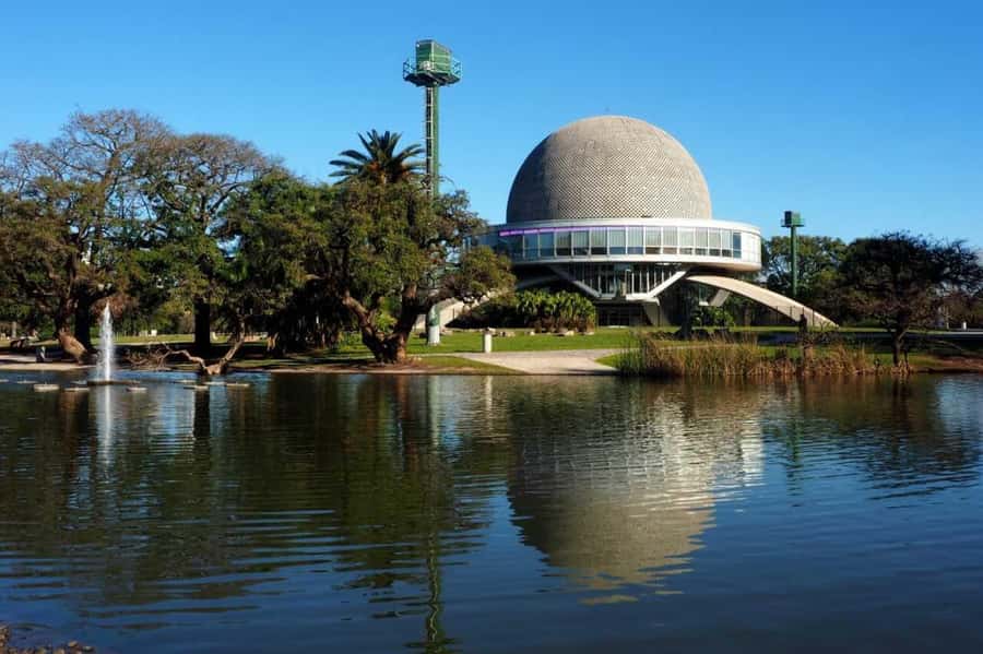 Buenos Aires: Panoramic Bus Tour - A 3-hour panoramic sampler of old Buenos Aires and the new