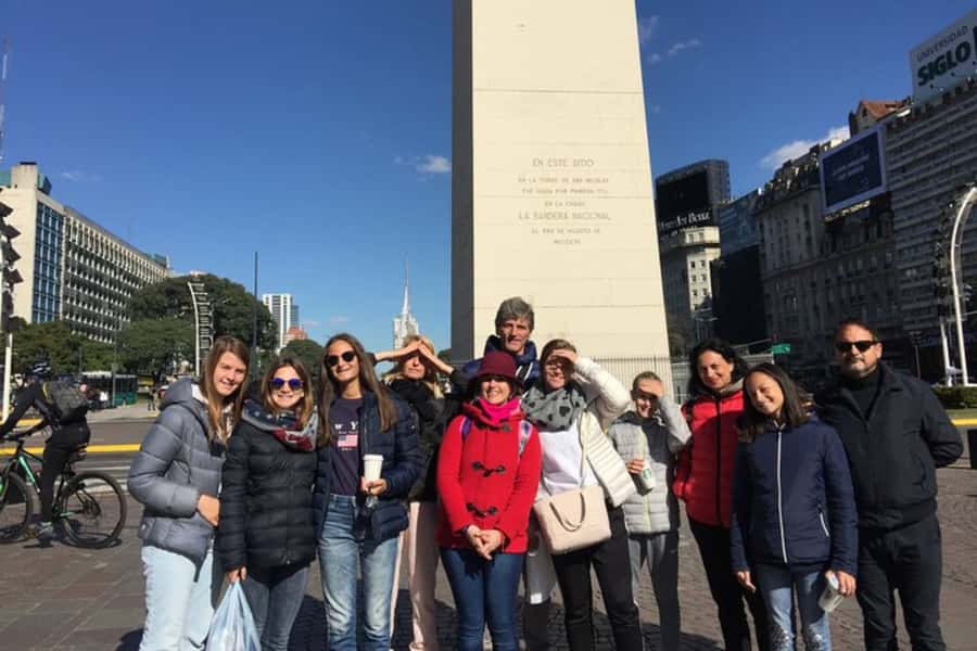 Buenos Aires: Personalized 2 to 8-Hour Private Walking Tour - Languages and private group value for families and solo travelers