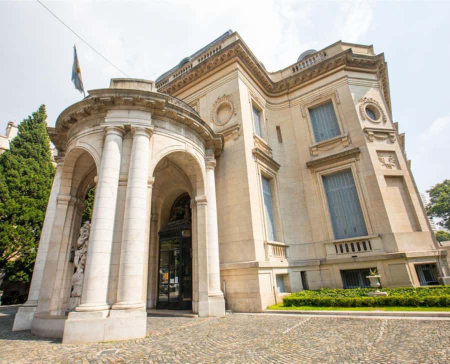 Buenos Aires Premium City Tour - Montserrat and San Nicolás: Between History Buildings and Street Geometry