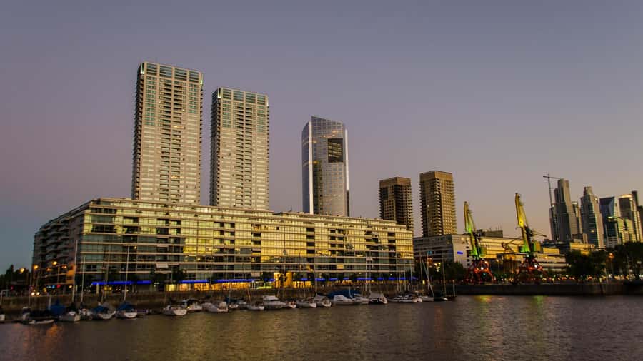 Buenos Aires Premium city tour with street food - Plaza de Mayo: Getting Context for Everything Else