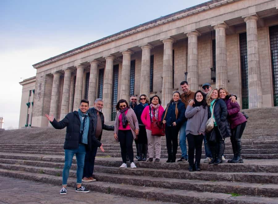 Buenos Aires: Private Recoleta Cemetery Walking Guided Tour - Who should book this Recoleta Cemetery private tour