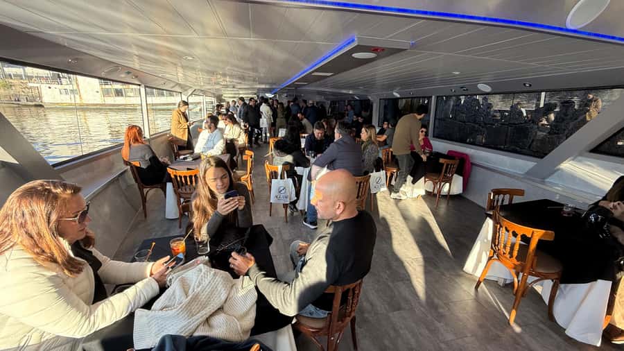 Buenos Aires: Puerto Madero Sunset Cruise with Open Bar - Drinks, music, and the comfort trade-offs that matter