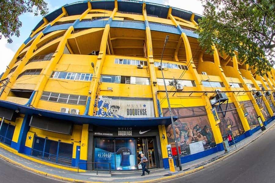 Buenos Aires: River Plate and Boca Juniors Museum Tour - Inside the Pasion Boquense Museum: shirt history, club lore, and that pitch moment