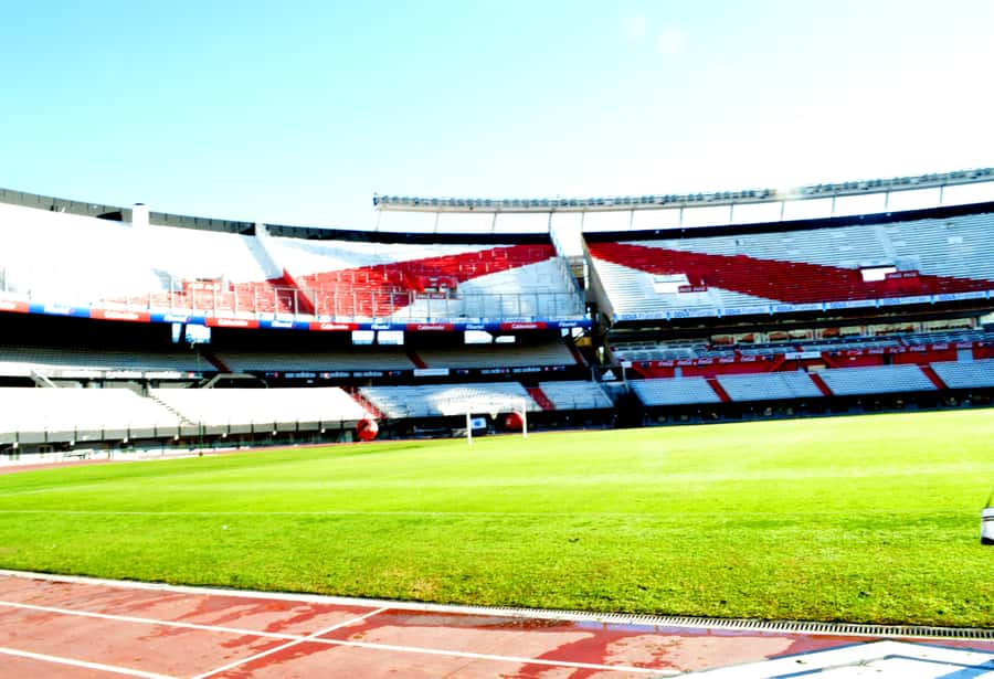 Buenos Aires: River Plate and Boca Juniors Museum Tour - Guide impact: Ariel and Martin show how much storytelling matters