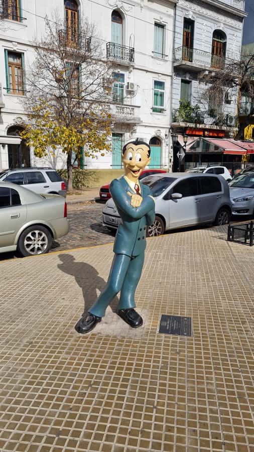Buenos Aires: San Telmo, History, Bars, and Tango! - San Telmo on foot with Miguel guiding the story