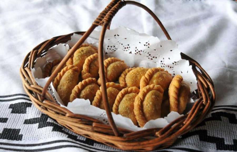 Buenos Aires: Santa Susana Ranch Day Tour, BBQ & Shows - Museum, Chapel, and Antique Carriage Rides During Your Free Time