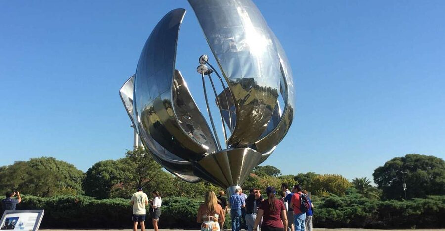Buenos Aires:Small Group Tour AM & Sunset Open Bar Cruise PM - The downtown signature route: 9 de Julio, Colón Theater, and the Obelisk