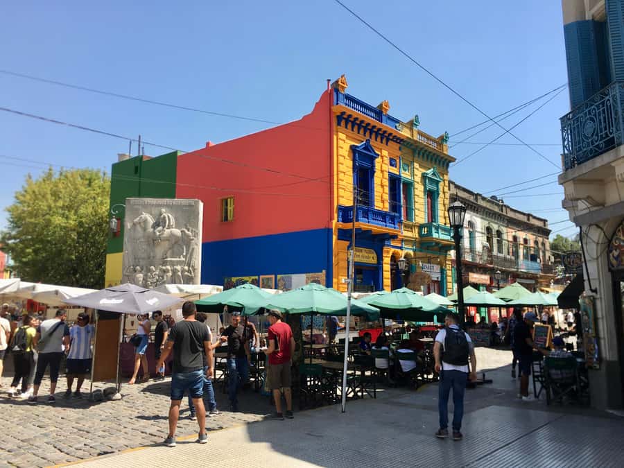 Buenos Aires:Small Group Tour AM & Sunset Open Bar Cruise PM - San Telmo for tango atmosphere, not just street views