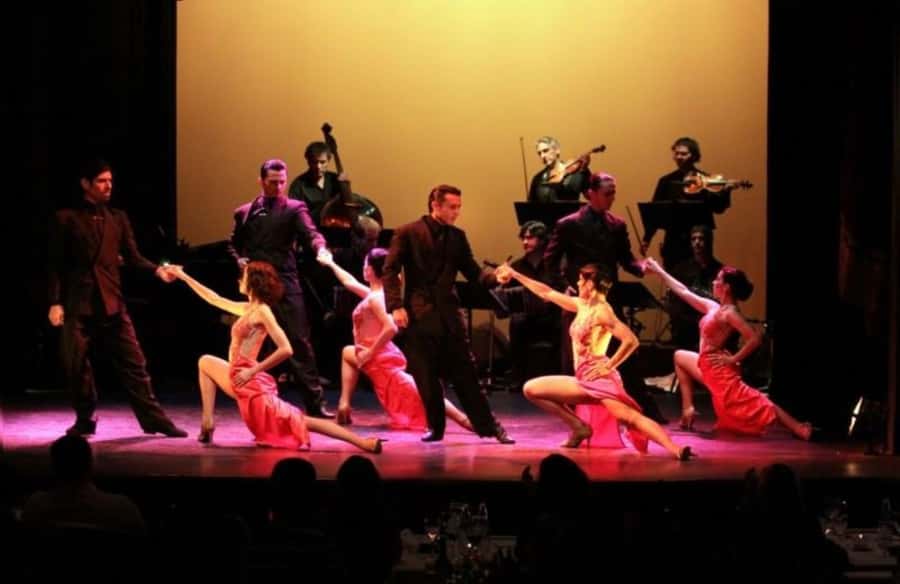 Buenos Aires Tango Show and Dinner at Piazzolla Tango - Should You Book Piazzolla Tango at Güemes Gallery?