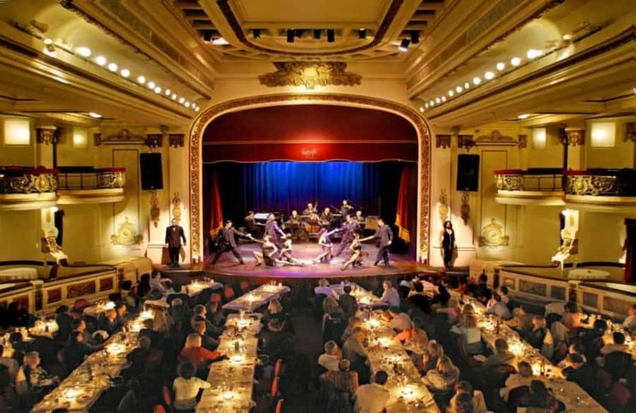 Buenos Aires Tango Show and Dinner at Piazzolla Tango - Who This Buenos Aires Tango Show Fits Best