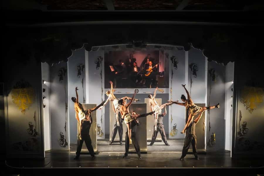 Café de los Angelitos - Traditional Night in Buenos Aires - Dinner in three steps, or the show only