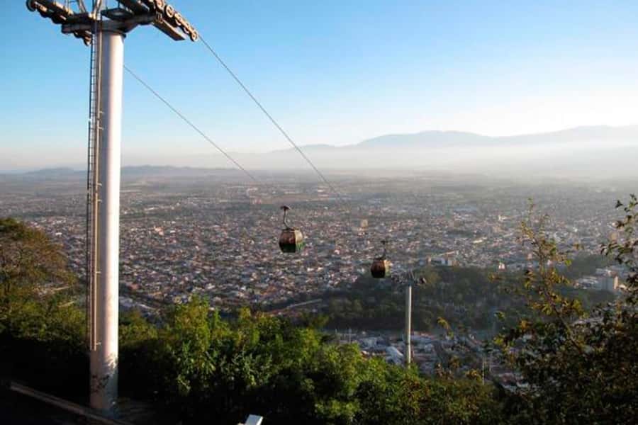 City Tour Salta and San Lorenzo - Güemes and 20 de Febrero: monuments that explain the city’s memory