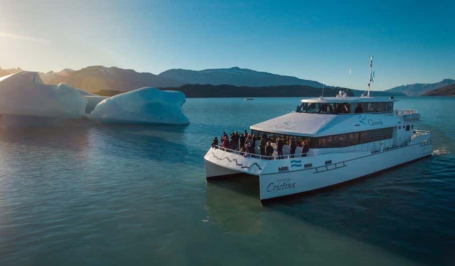 El Calafate: Glacier Cruise & Trekking at Estancia Cristina - Boat Cruise Around Upsala Glacier and Through Cristina Canal