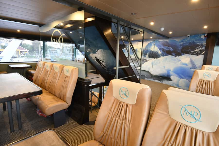 El Calafate: Glaciers Gourmet Experience - Full Day Cruise - Escuadra Bay and the Condor Nesting Wall, Where the Wildlife Is the First Clue