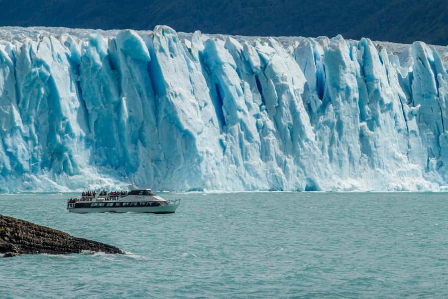 El Calafate: Perito Moreno Glacier, Boat Cruise & Glaciarium - Two days built around Perito Moreno and real glacier science