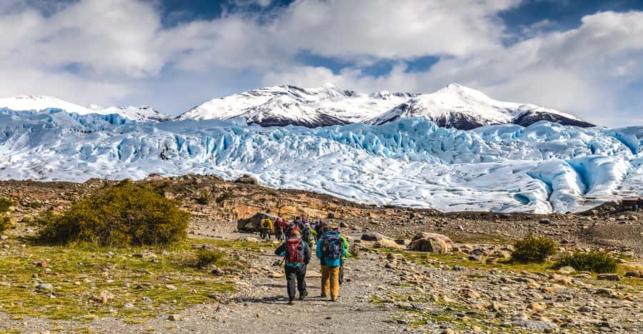 El Calafate: Perito Moreno Glacier Trekking Tour and Cruise - Price and logistics: where the value really is