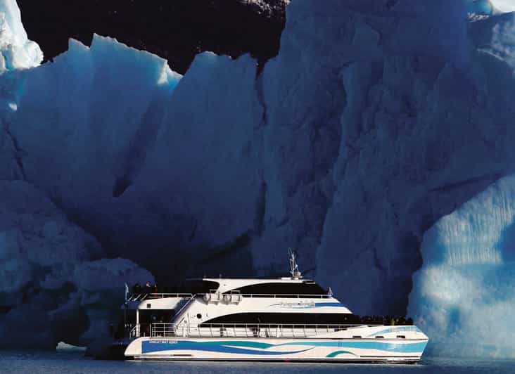 El Calafate: Spegazzini and Upsala Glaciers Boat Tour - The catamaran ride: North Arm, Devil’s Mouth, and iceberg time