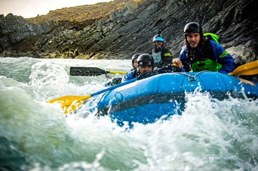 El Chalten: Rio de las Vueltas and Patagonia Rafting - The canyon section: where the rapids go from fun to focused