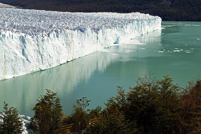 Excursion to the Perito Moreno Glacier, with guide and transfer to / from the hotel - Should you book this Perito Moreno day trip?