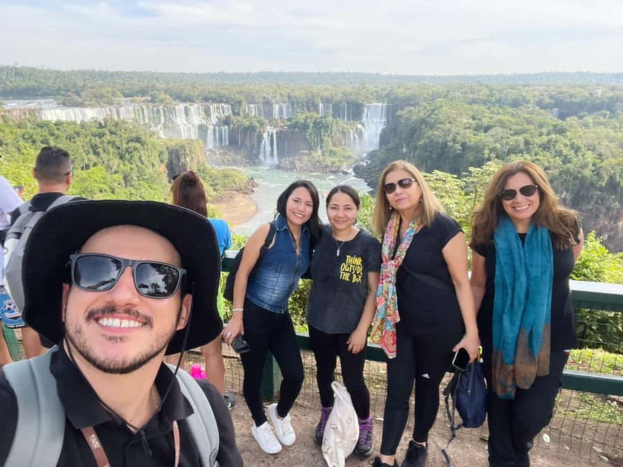 Foz do Iguaçu: Brazil/Argentina Sides Iguazu Falls Day Tour - Your Guide’s Job: Making Fauna and Flora Click in Real Time