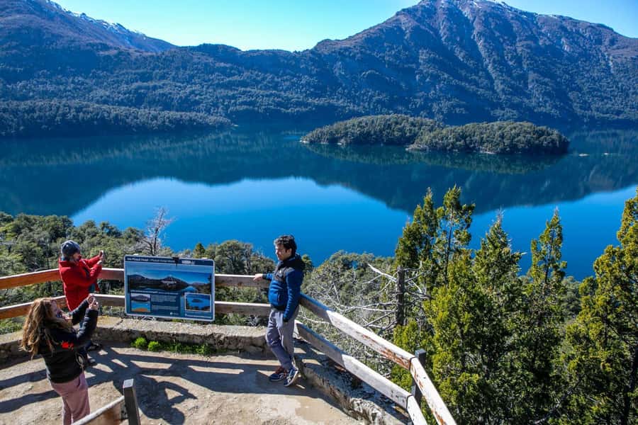 From Bariloche: Cerro Tronador Full-Day Tour - Isla Corazón and Pampa Linda: viewpoints that help you read the mountain